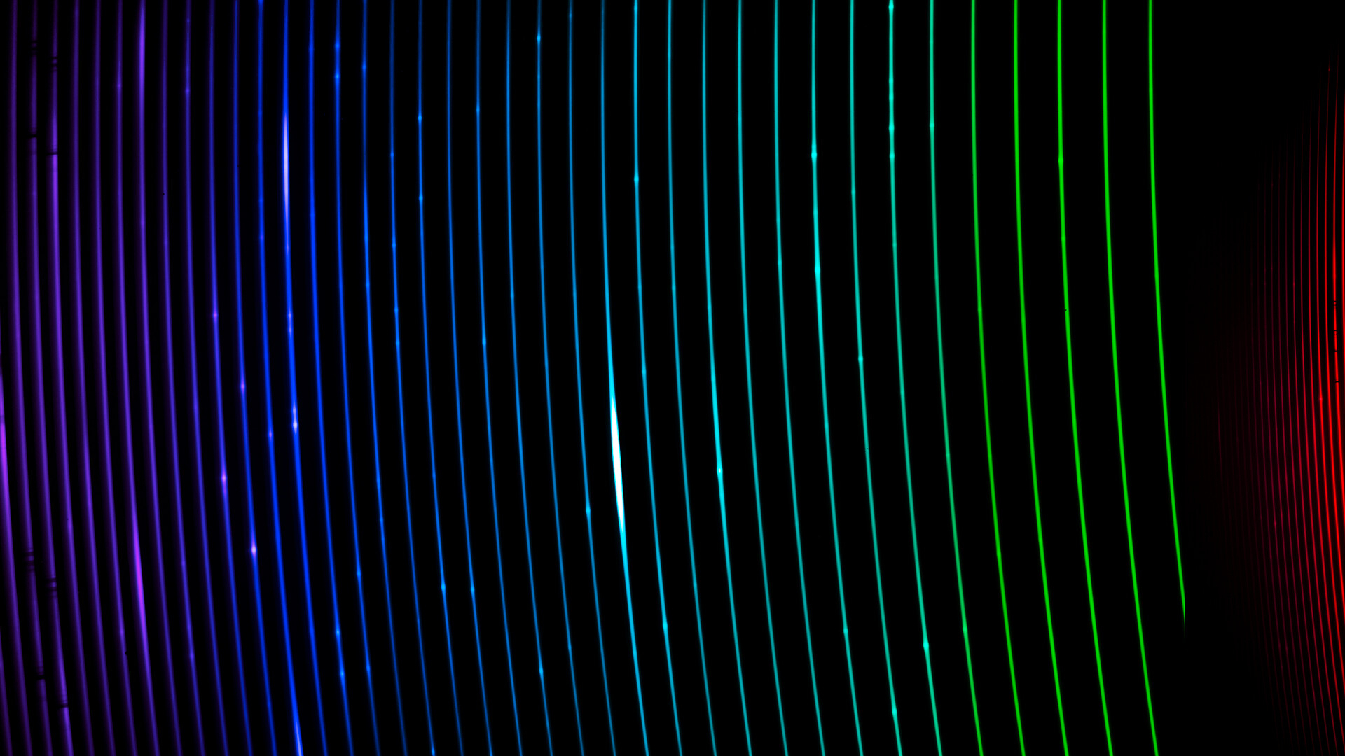 Telescope sees binary star's beautiful rainbow spectra | Space photo of the day for Oct. 2, 2025