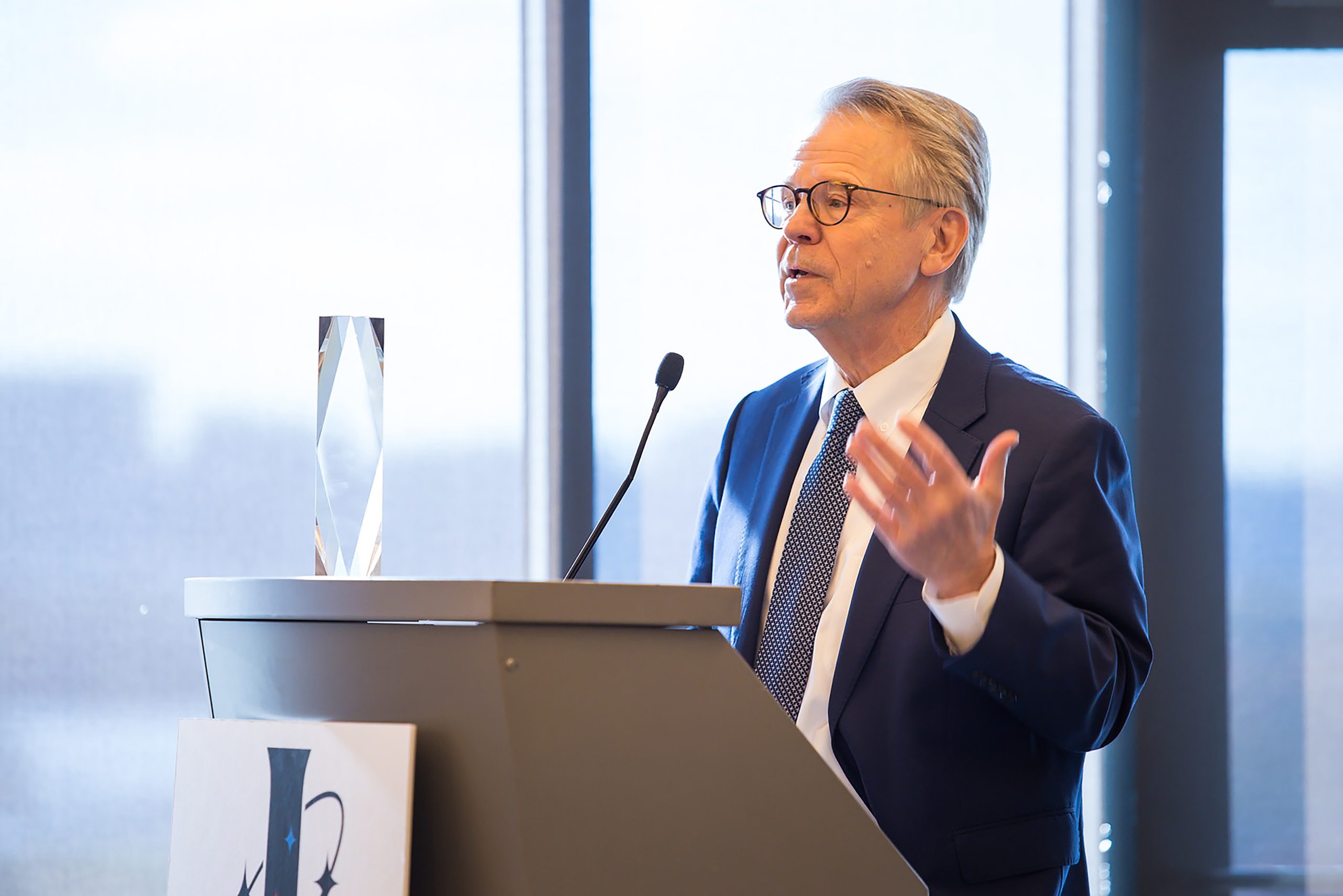 Crafting a Democratic space policy in the Trump era