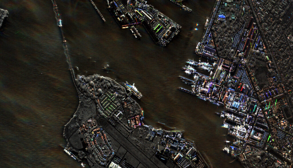 Iceye unveils ‘guaranteed’ imagery service as satellite firms vie for defense customers