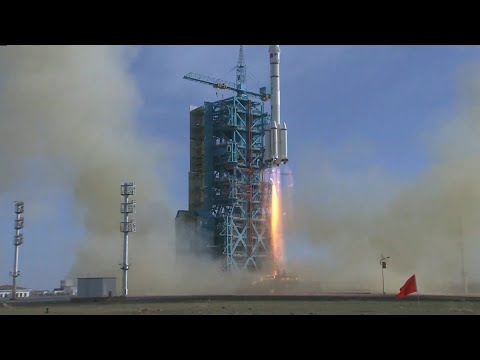 Shenzhou-22 docks at Tiangong space station, resolving human spaceflight emergency