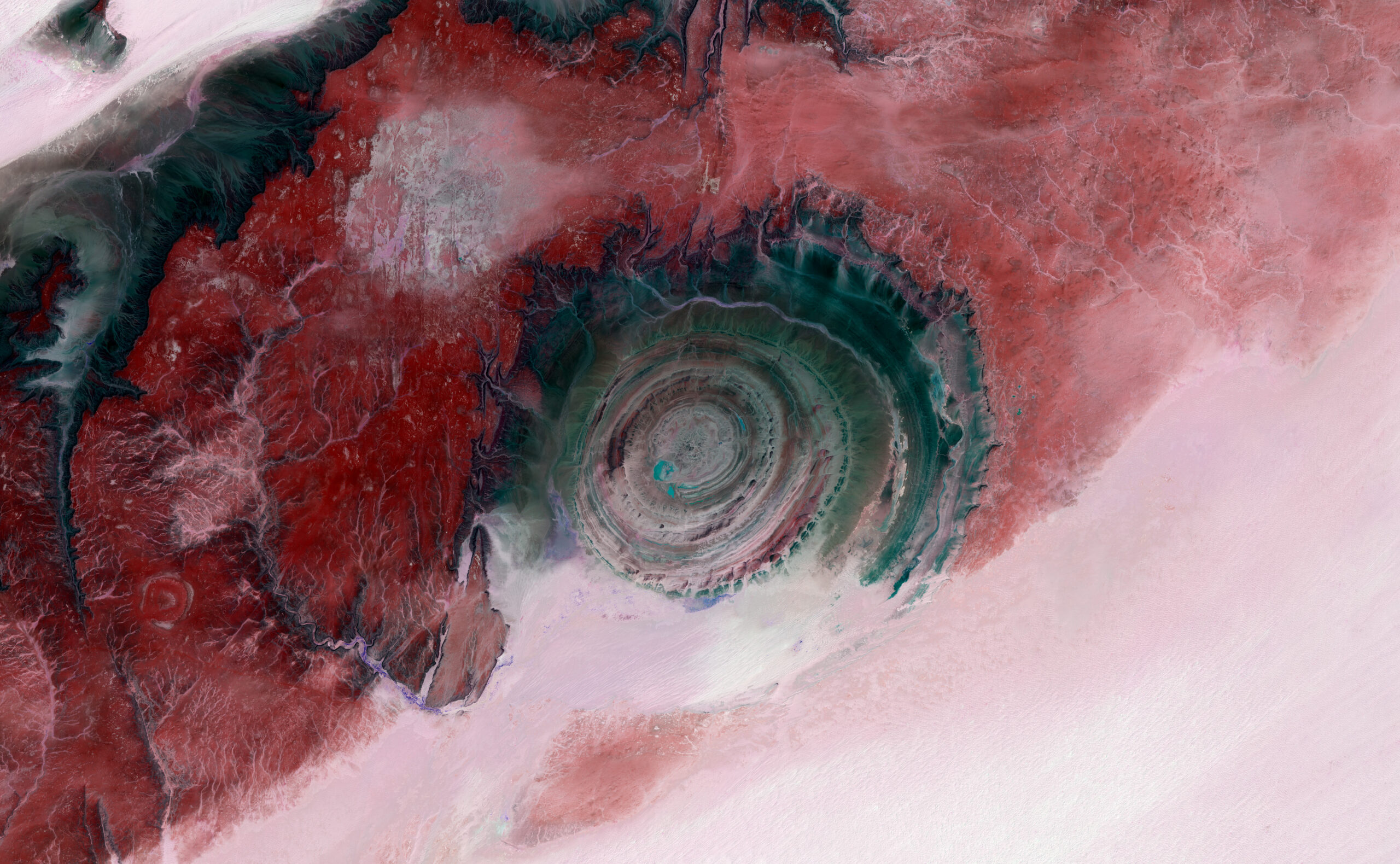 Seeing a bull's-eye in the desert | Space photo of the day for Dec. 5, 2025