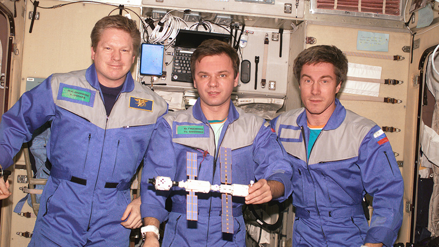 The International Space Station Marks 25 Years of Continuous Human Presence 