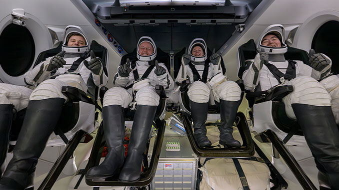 Crew 11 safely splashes down after shortened mission