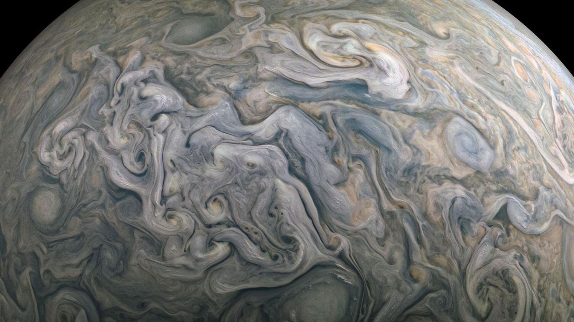 Jupiter has more oxygen than the sun, new simulations reveal