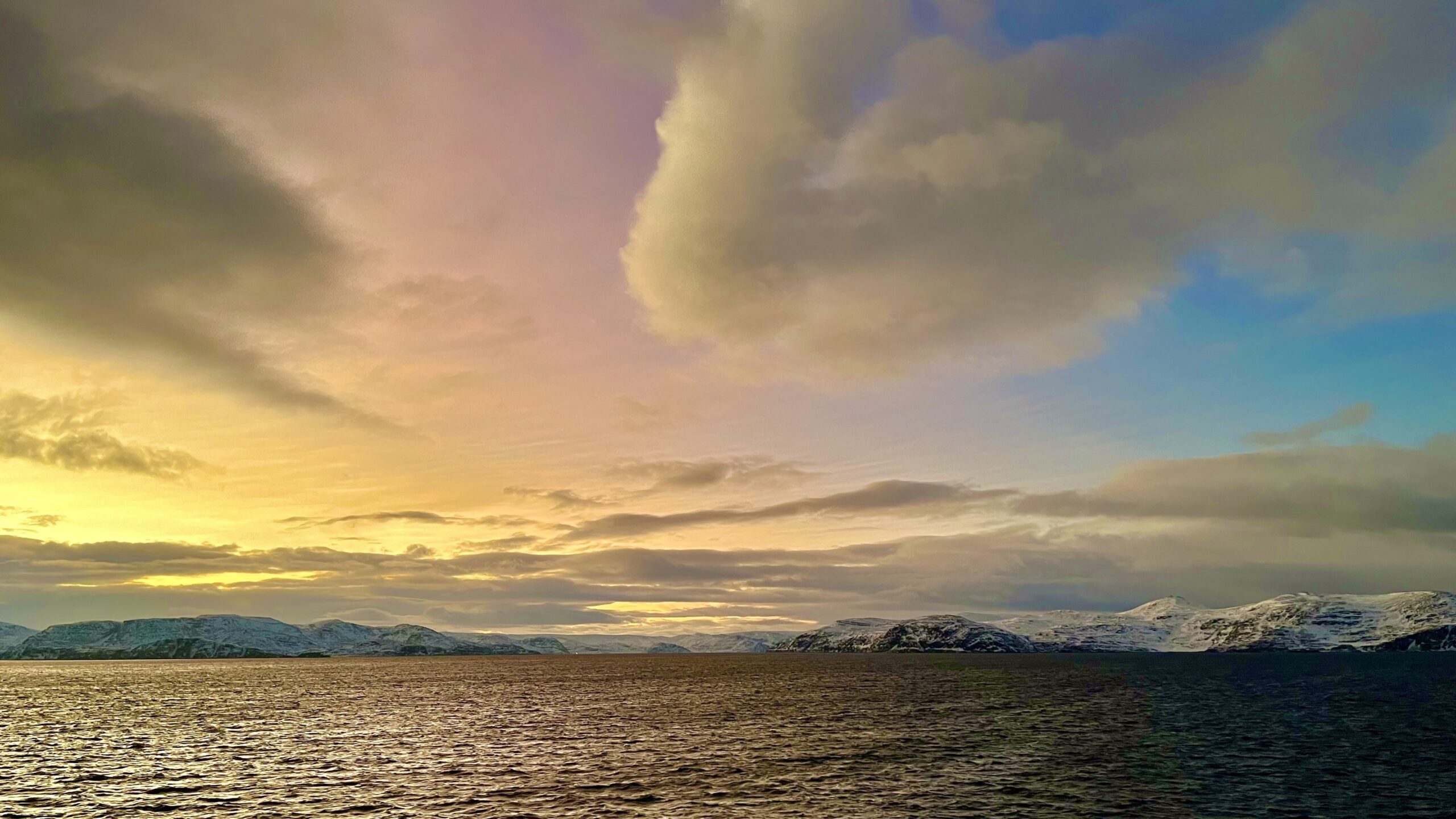 Are sunrises and sunsets more spectacular in winter?