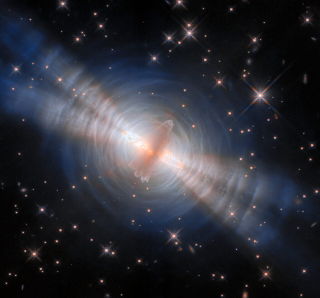 Hubble captures light show around rapidly dying star