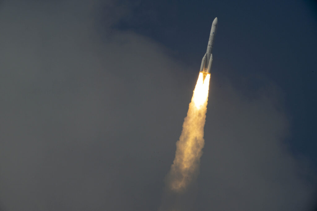 More power: first Ariane 6 with four boosters lifts off