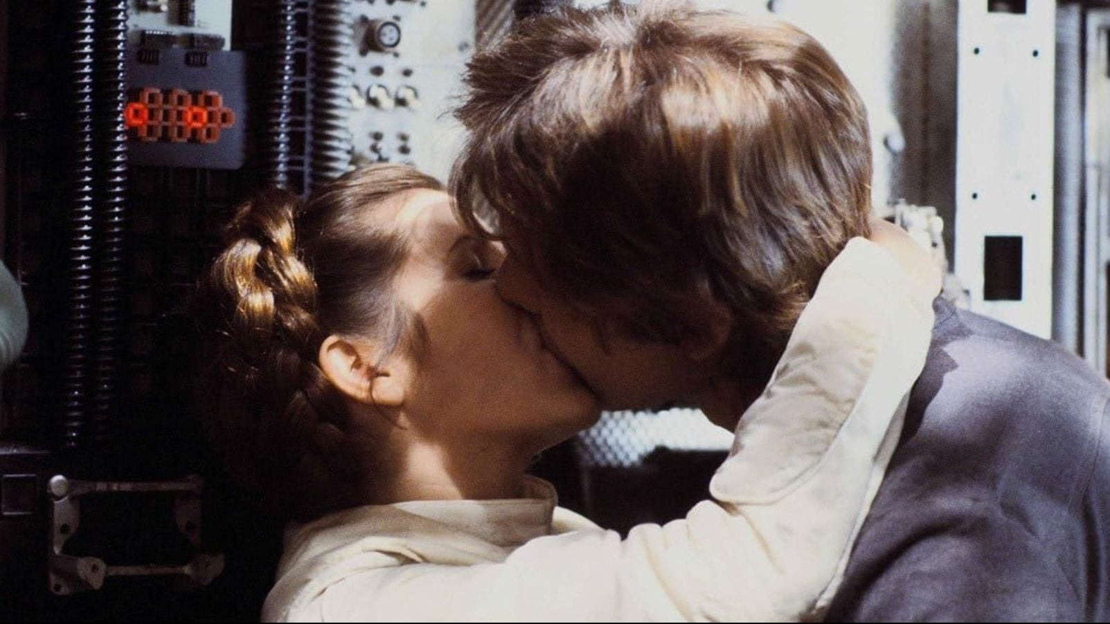 The 8 best sci-fi couples to emulate this Valentine's Day