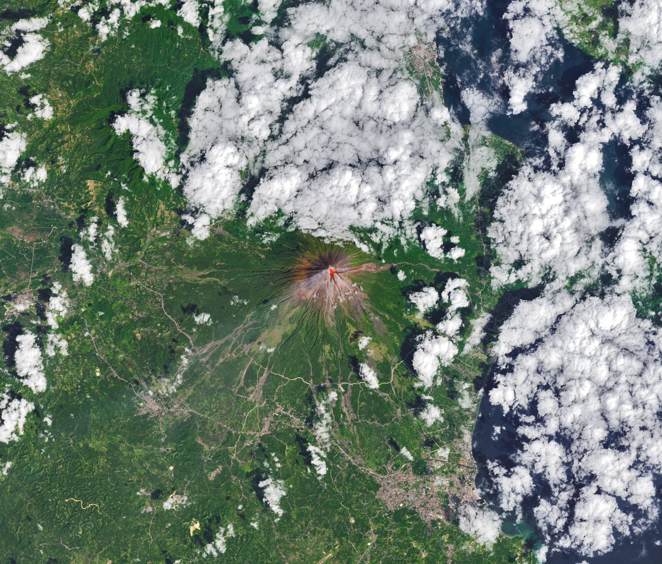 Satellite spies an erupting volcano | Space photo of the day for March 13, 2026