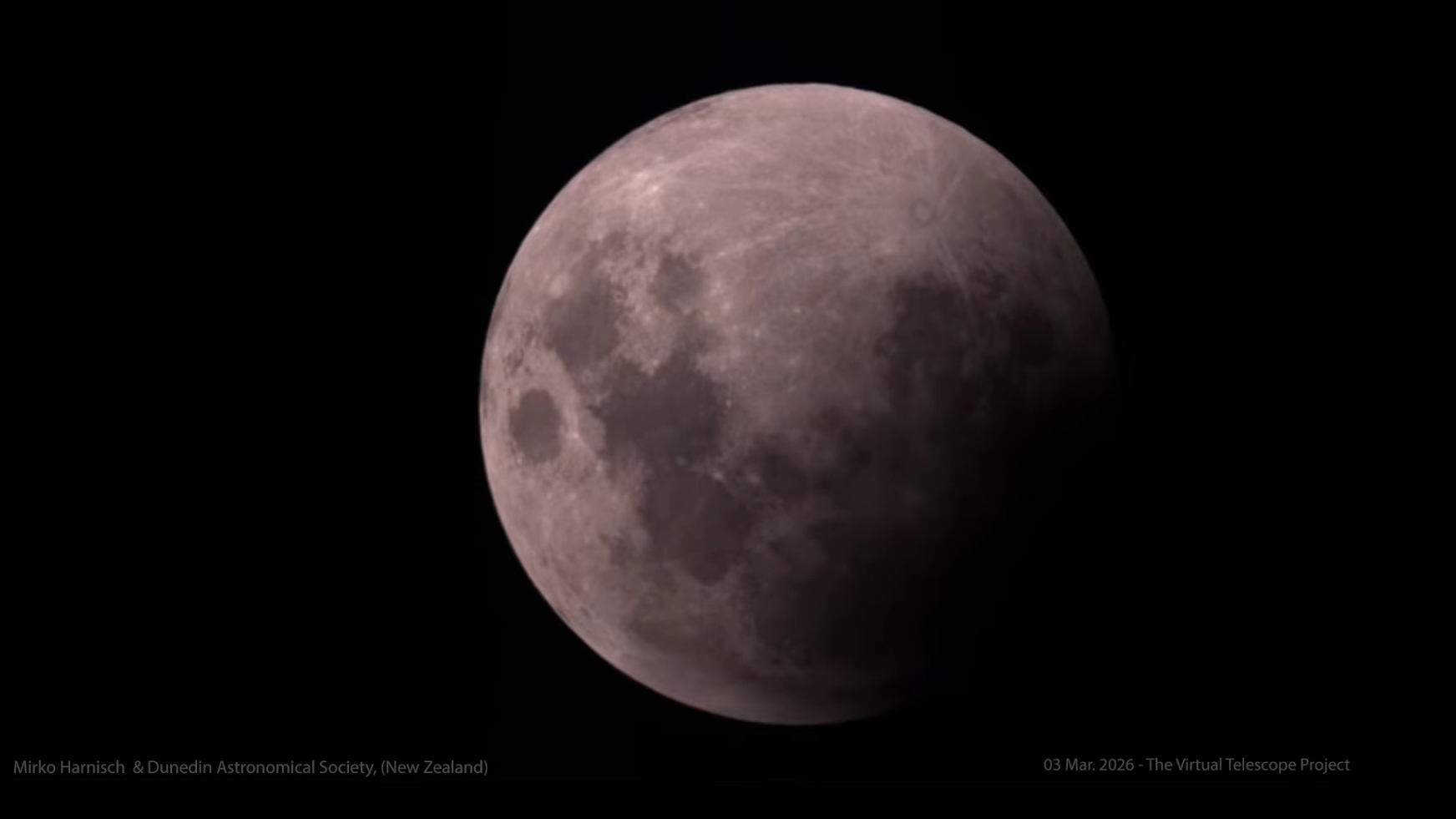 Totality is over — Feast your eyes on the 1st photos of the blood moon total lunar eclipse 2026