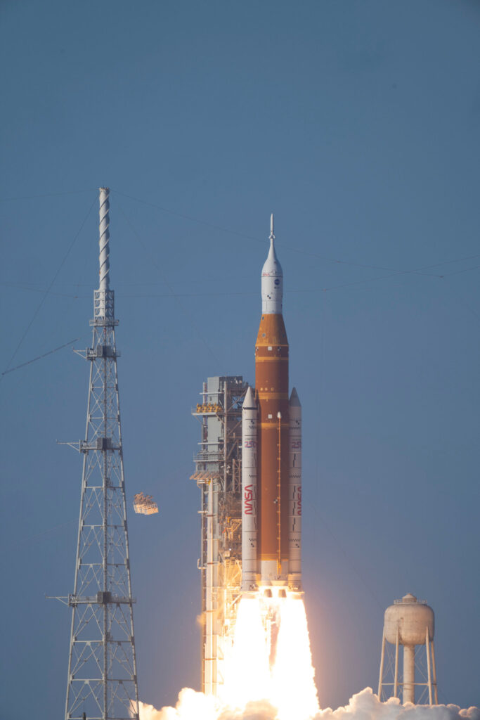Artemis II mission begins