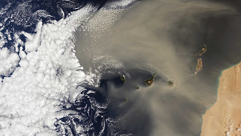 Desert/Water Planet Interaction: Sahara Dust Storm Over The Canary islands