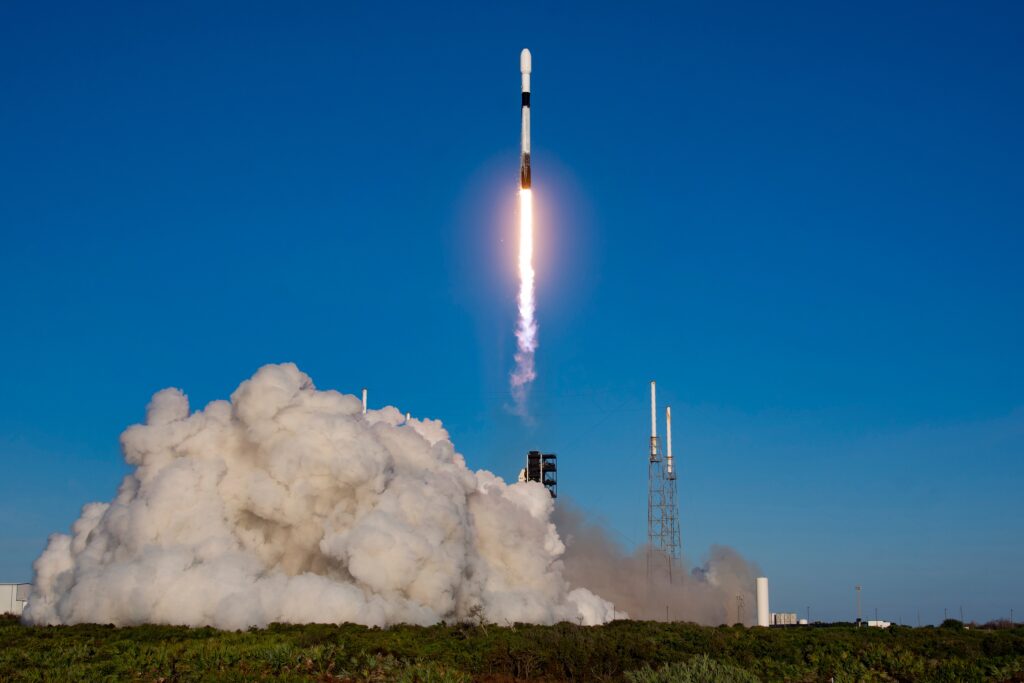 Falcon 9 launches Cygnus cargo spacecraft to the ISS