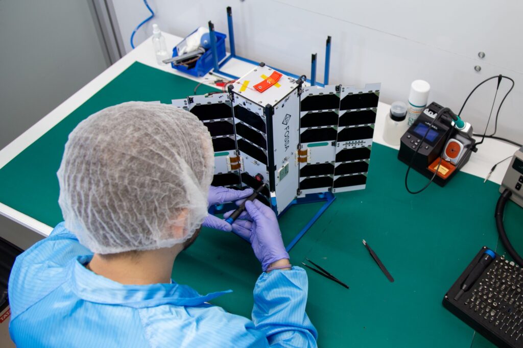 FOSSA targets Japan’s defense market as larger smallsats expand capabilities