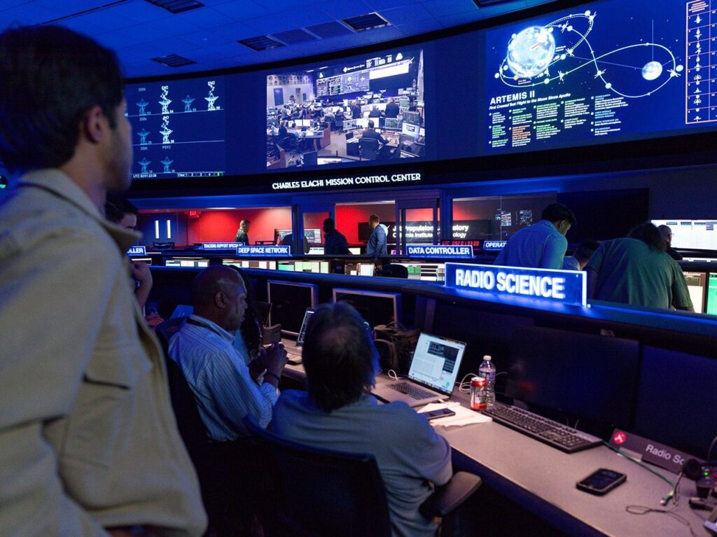 Watching the Artemis II Mission Unfold at JPL’s Space Flight Operations Facility