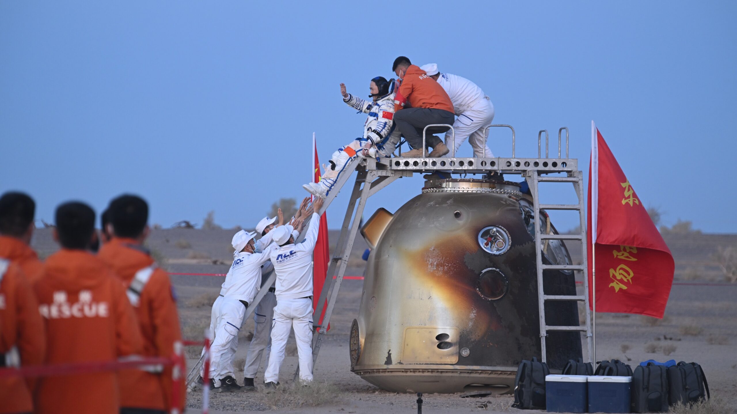 China's Shenzhou 21 astronauts return to Earth after being briefly 'stranded', wrapping up record-breaking mission (video)