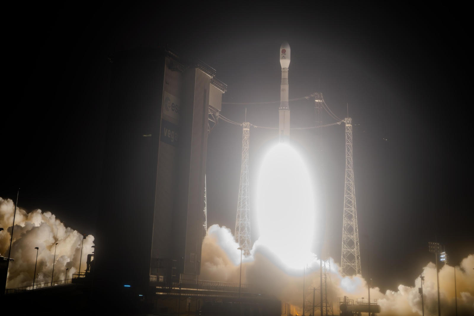 ESA-China SMILE mission lifts off to deliver first global images of Earth’s magnetosphere