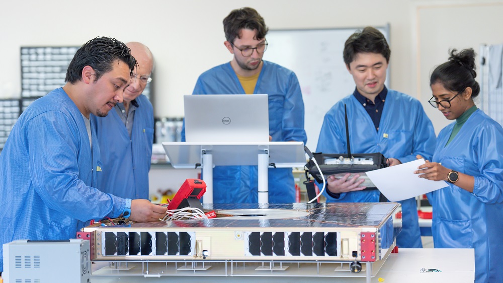 Lynk and Anterix get FCC nod to test satellite D2D for private utility networks