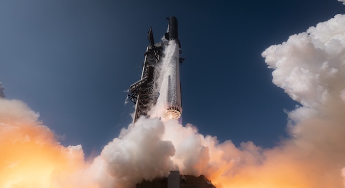Musk praises “epic” Super Heavy-Starship launch