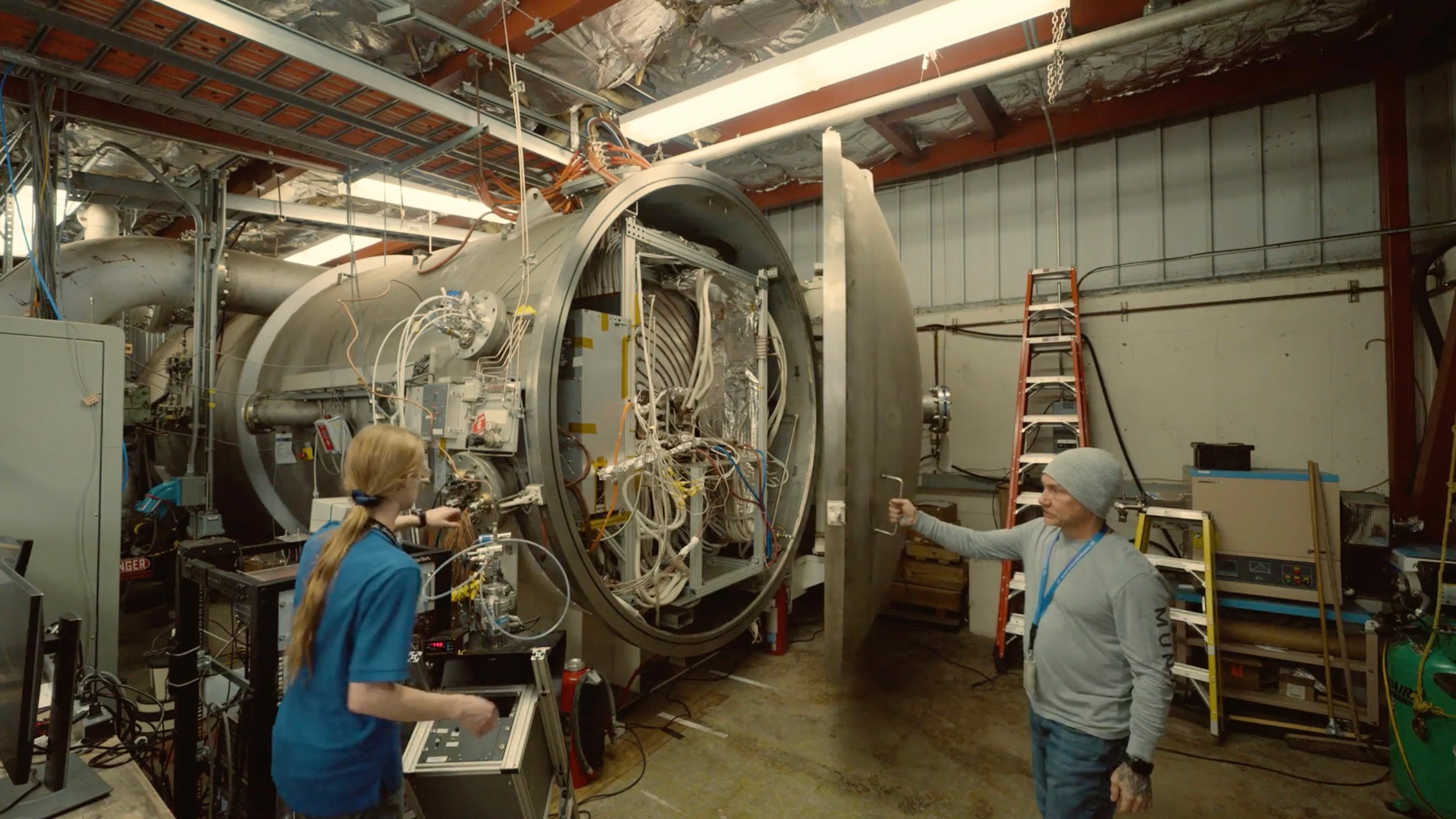 NASA is making a powerful new ion engine to send astronauts to Mars — and it just passed its 1st test