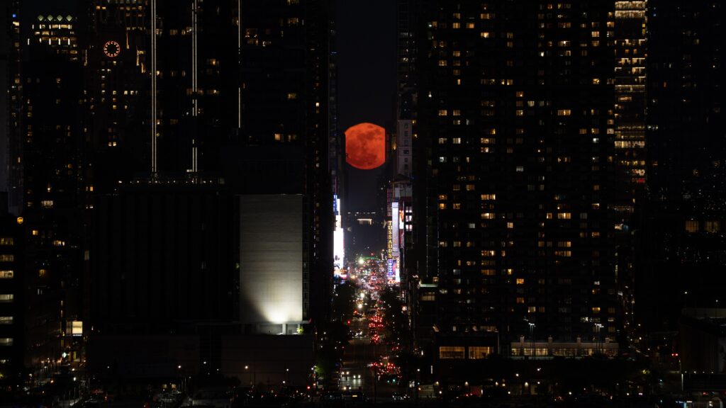 See May's full 'Flower Moon' bloom in gorgeous photos from around the world