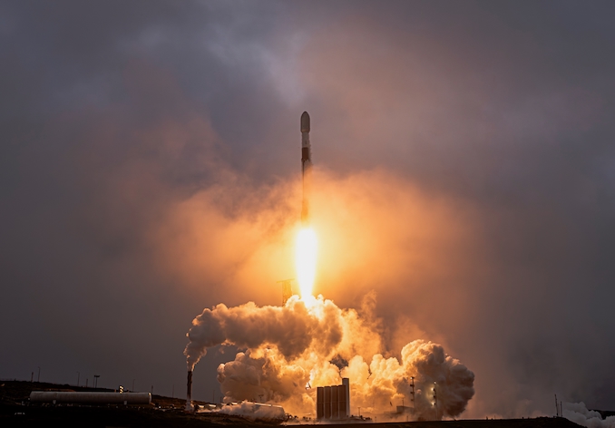 SpaceX launches 24 Starlink satellites on Falcon 9 rocket from Vandenberg SFB