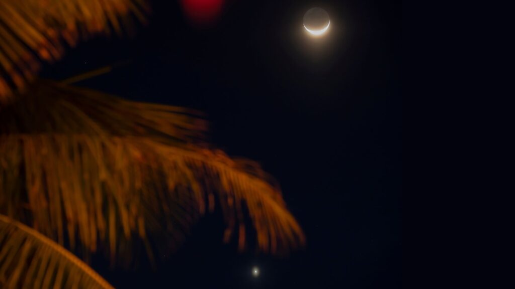 Venus and the crescent moon dazzle in a spectacular post-sunset show (photos)
